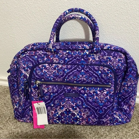 Vera bradley iconic compact weekender hotsell